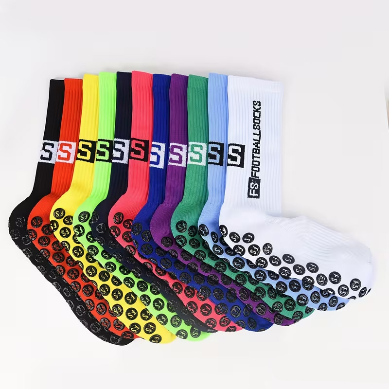 1 Pair Grippy Sports Crew Sock - đánh giá và giá No Show Sock Women